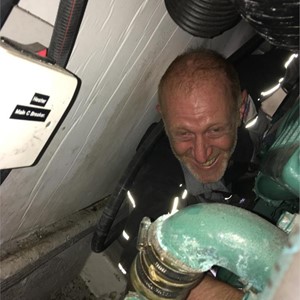 Changing A Water Pump Impeller On A Volvo Penta TAMD74 EDC