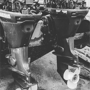 Refurbished Gearboxes On Twin Yamaha F25 FET Outboards
