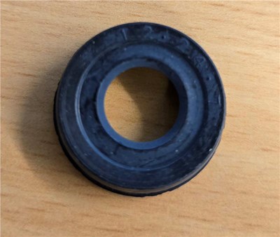 Johnson 05-29-513 Seal